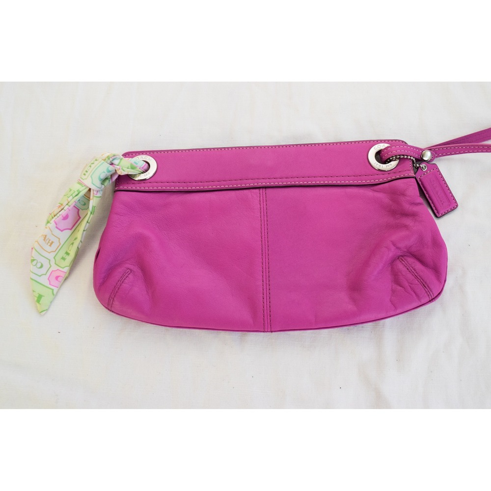 Coach Kyra Wristlet Pink Soft Leather Pleated Scarf Womens Clutch